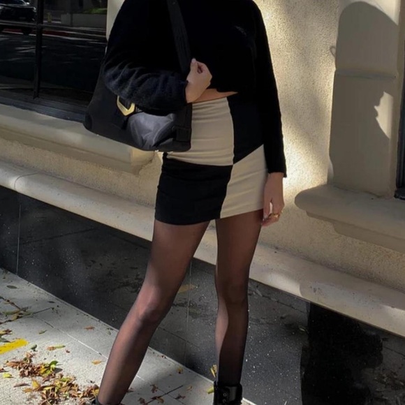 Princess Polly CELINE MINI SKIRT BEIGE / BLACK - Picture 2 of 5